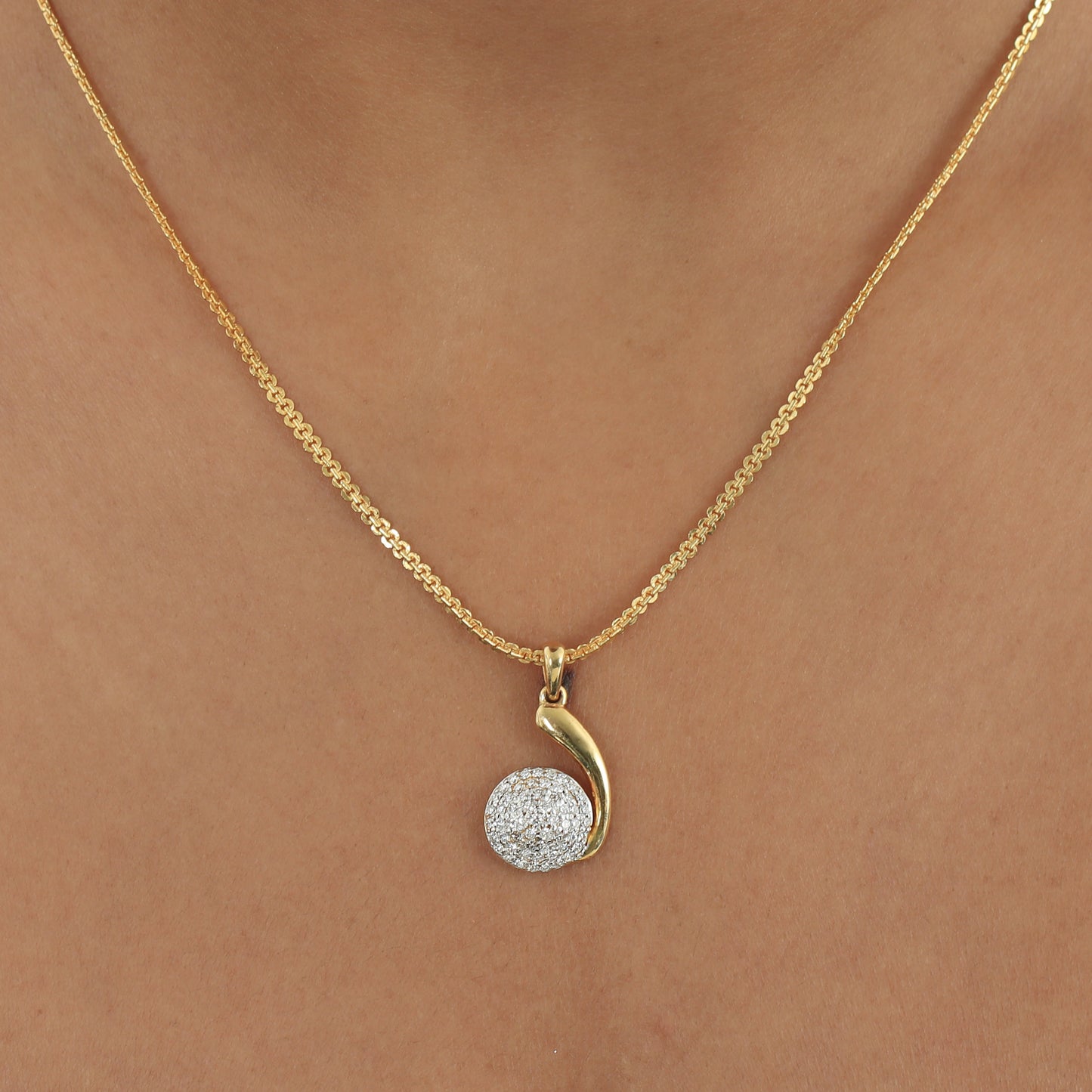 Elegant 0.44 Ct 18K Gold Pendant IGI Certified Natural Diamond for Women