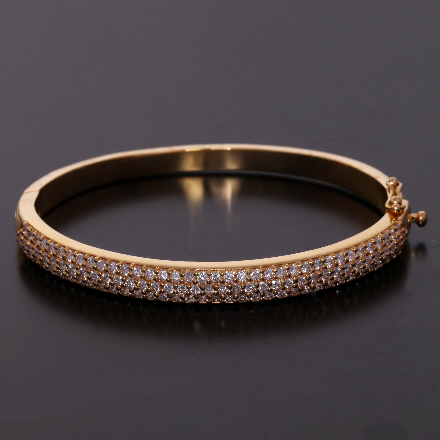 IGI Certified Lab Grown Diamond Wide Gold Bangle — 18K Solid Gold, 3.26 Carat