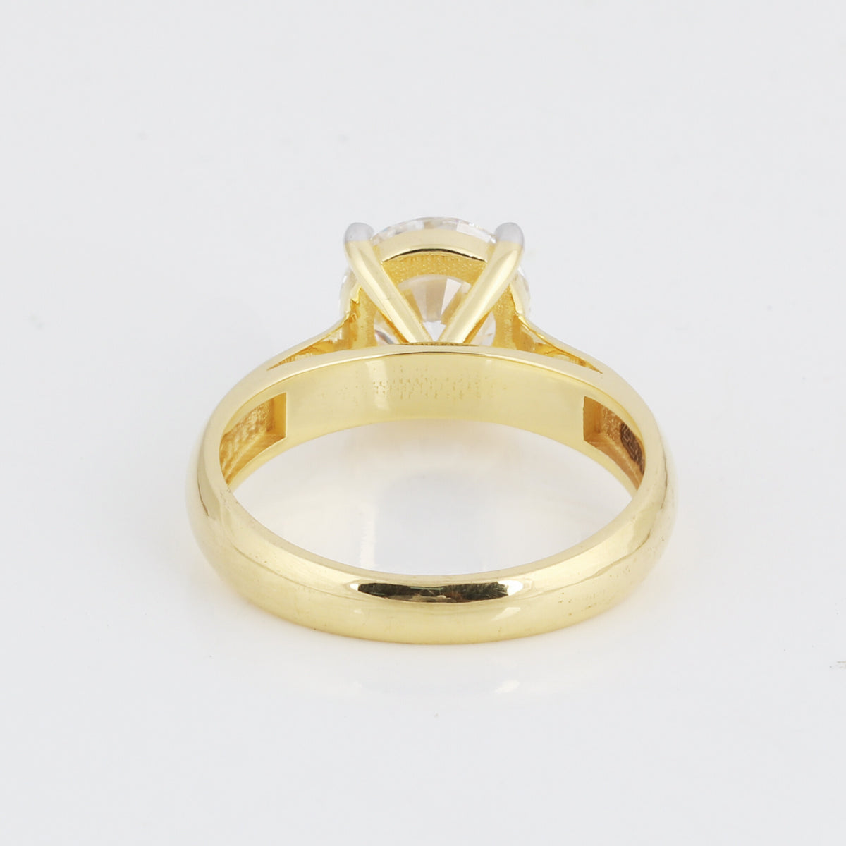 IGI Certified Lab Grown Diamond Round-Cut Solitaire Ring — 18K Solid Gold