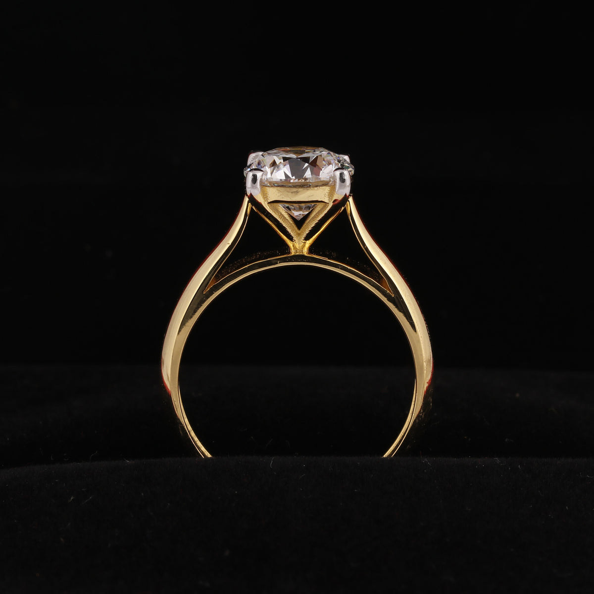 IGI Certified Lab Grown Diamond Round-Cut Solitaire Ring — 18K Solid Gold