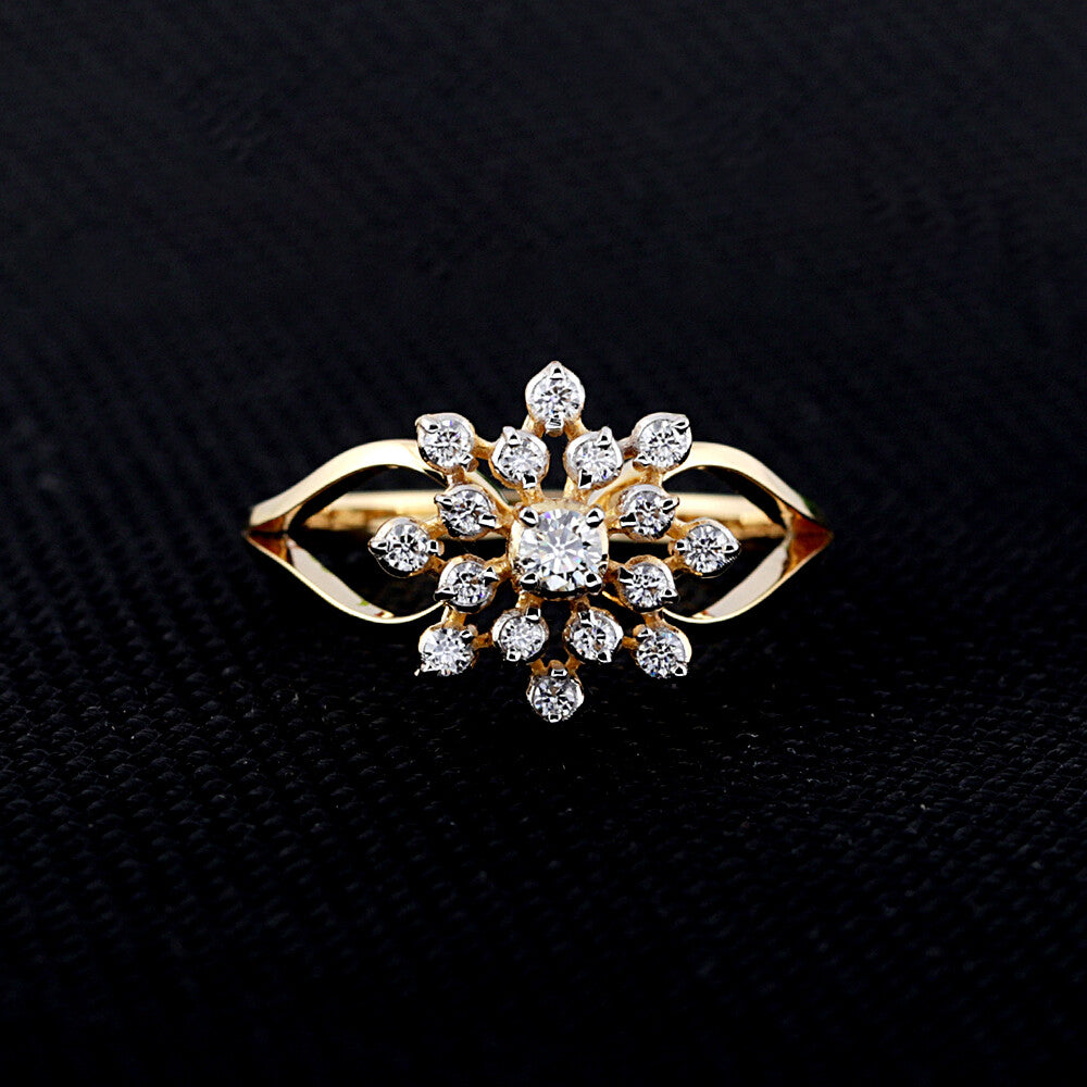 IGI Certified Lab Grown Diamond Oval Halo Ring, 0.24ct tw — 18K Solid Gold