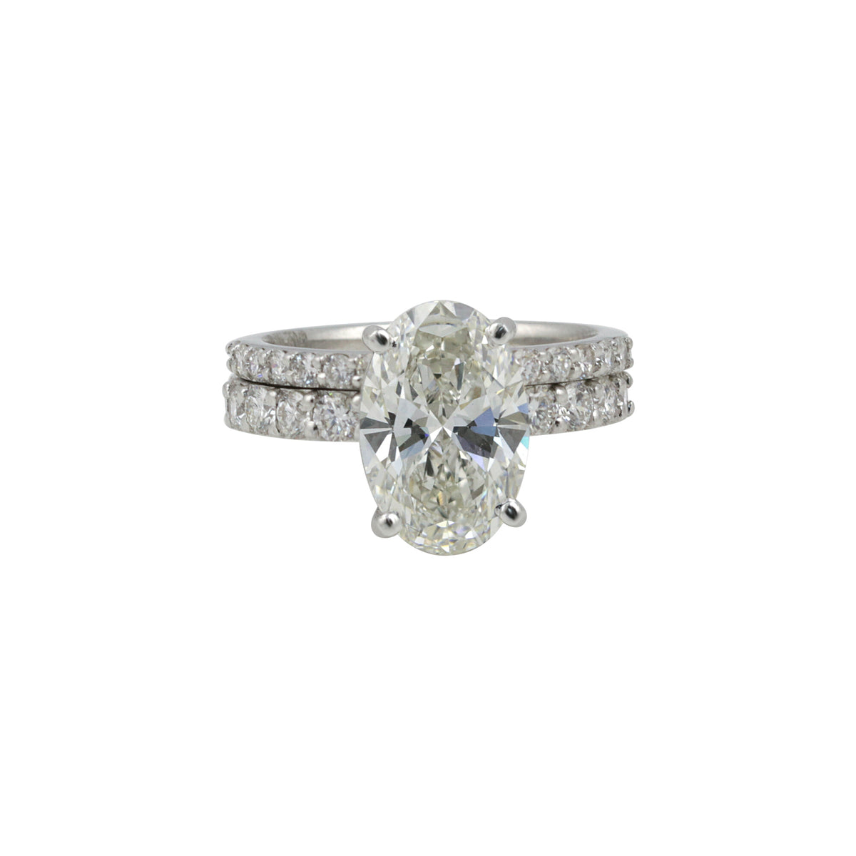 IGI Certified Lab Grown Diamond Oval Halo Ring, 0.79ct tw — 14K/18K Solid Gold