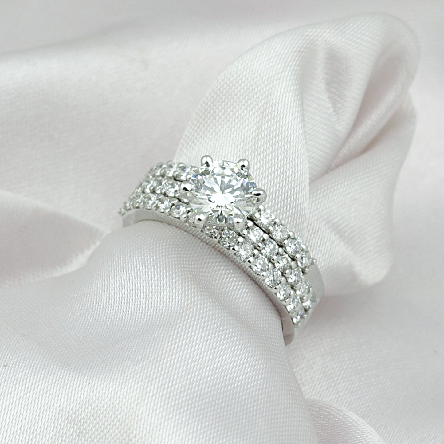 IGI Certified Lab Grown Diamond Round-Cut Ring — Solid 14K and 18K Gold