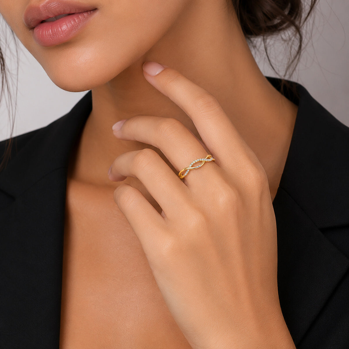 IGI Certified Lab Grown Diamond 0.22ct Round Halo Cluster Ring — 18K Solid Gold