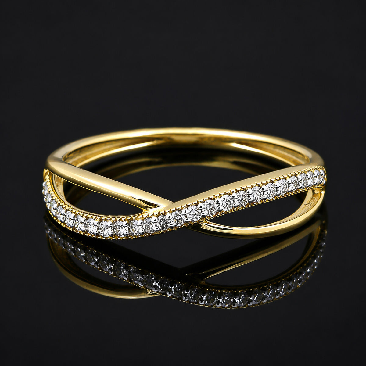 IGI Certified Lab Grown Diamond 0.24ct Round Pavé Cluster Ring — 18K Solid Gold
