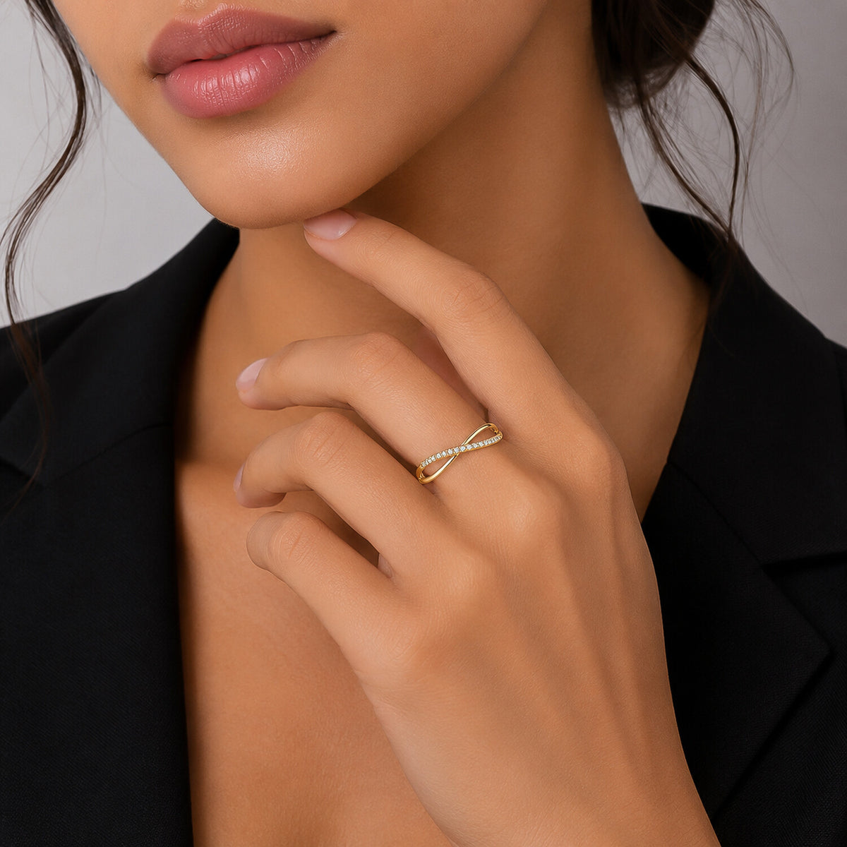IGI Certified Lab Grown Diamond 0.24ct Round Pavé Cluster Ring — 18K Solid Gold