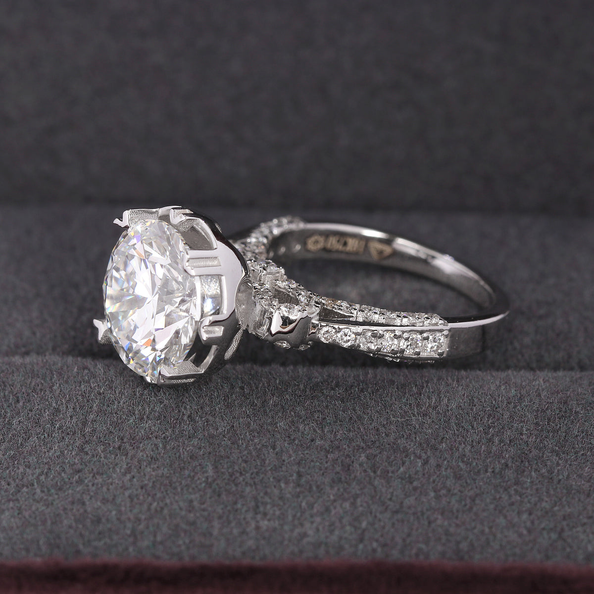 IGI Certified Lab Grown Diamond 1.17ct Round Pavé Halo Cluster Ring — 14K/18K Solid Gold