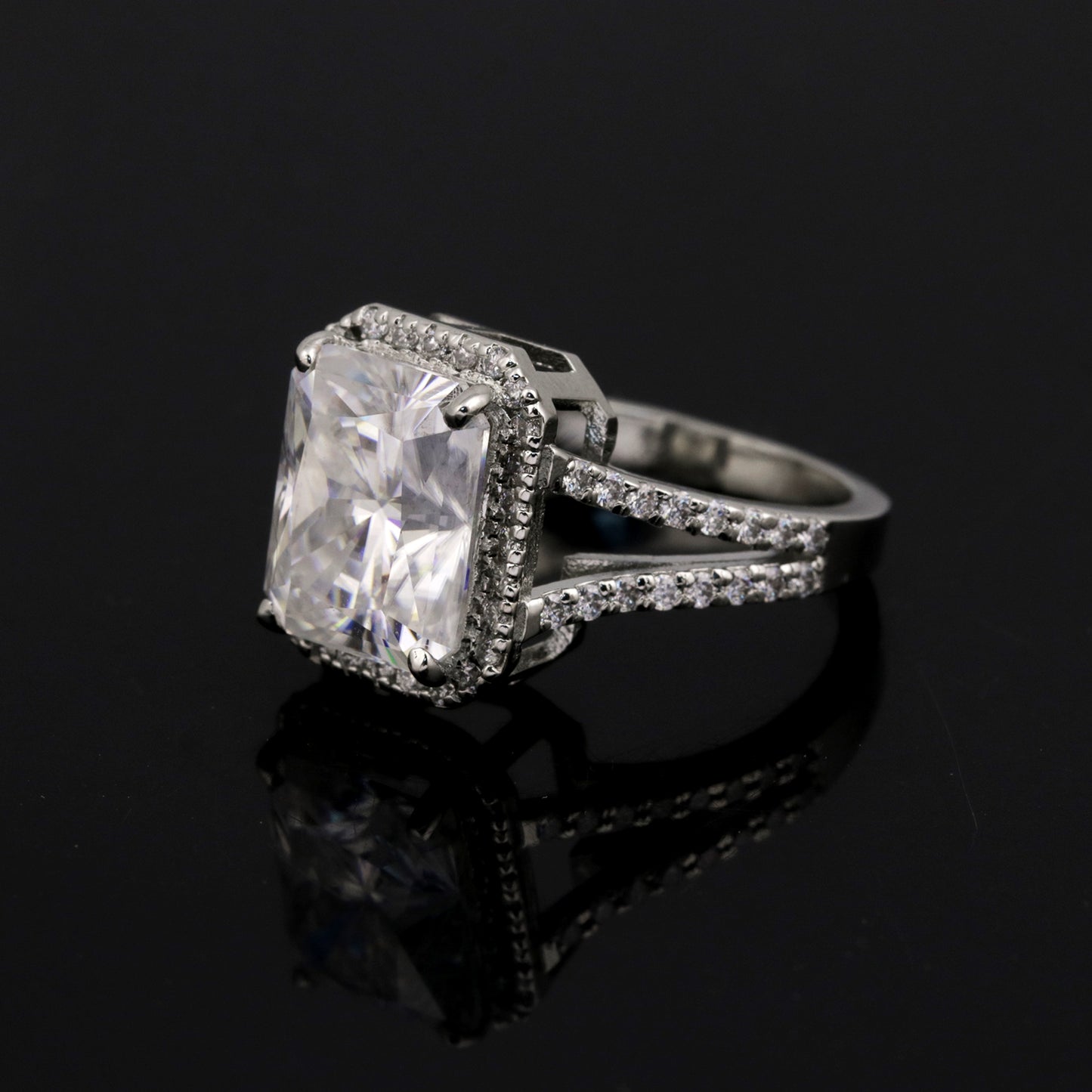 5 Ct Emerald Cut Lab Grown Diamond Ring — VS1 Clarity, 18k White Gold Vermeil