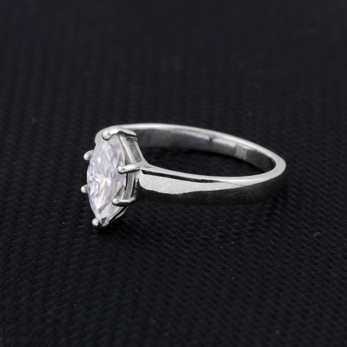 2.20 Ct Marquise Cut Lab Grown Diamond Ring — VS1 Clarity, 18k Gold Vermeil