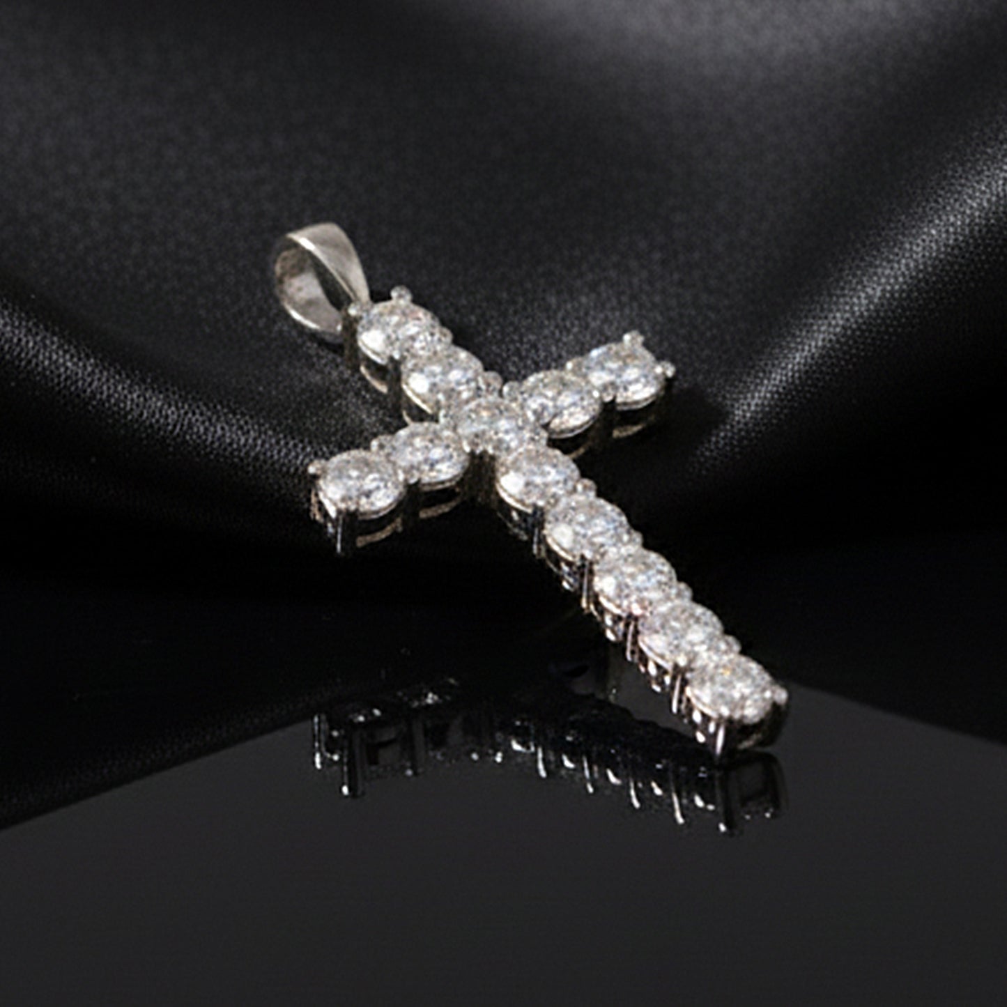 5.00 Ct Certified Round Cut White Moissanite Cross Pendant In 18K Gold Plated Verme 18K Gold Plated