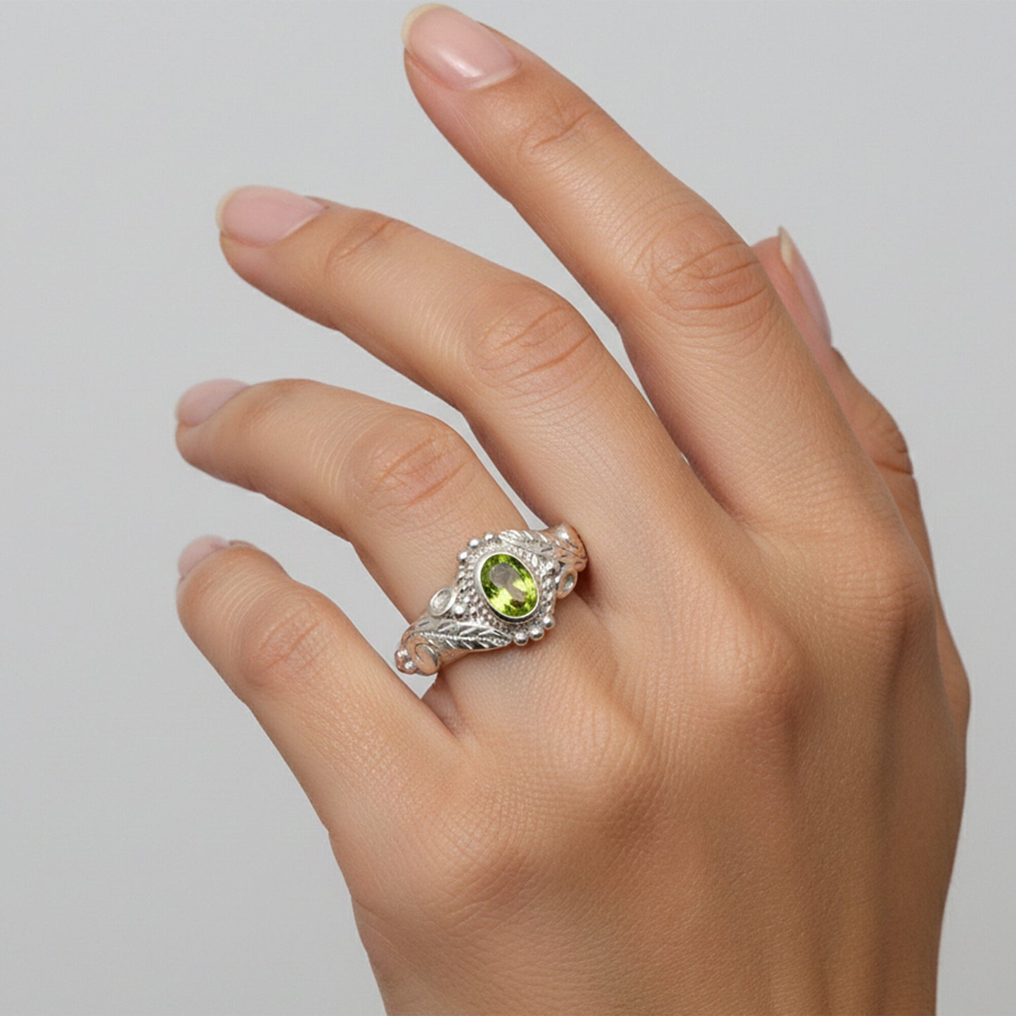 Certified Fashion Green Amethyst Oval Ring in 925 Sterling Silver for Her