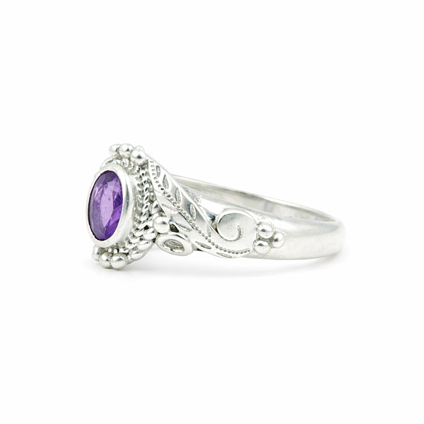 Handmade Oval Cut Purple Amethyst Ring in 925 Sterling Silver for Wedding