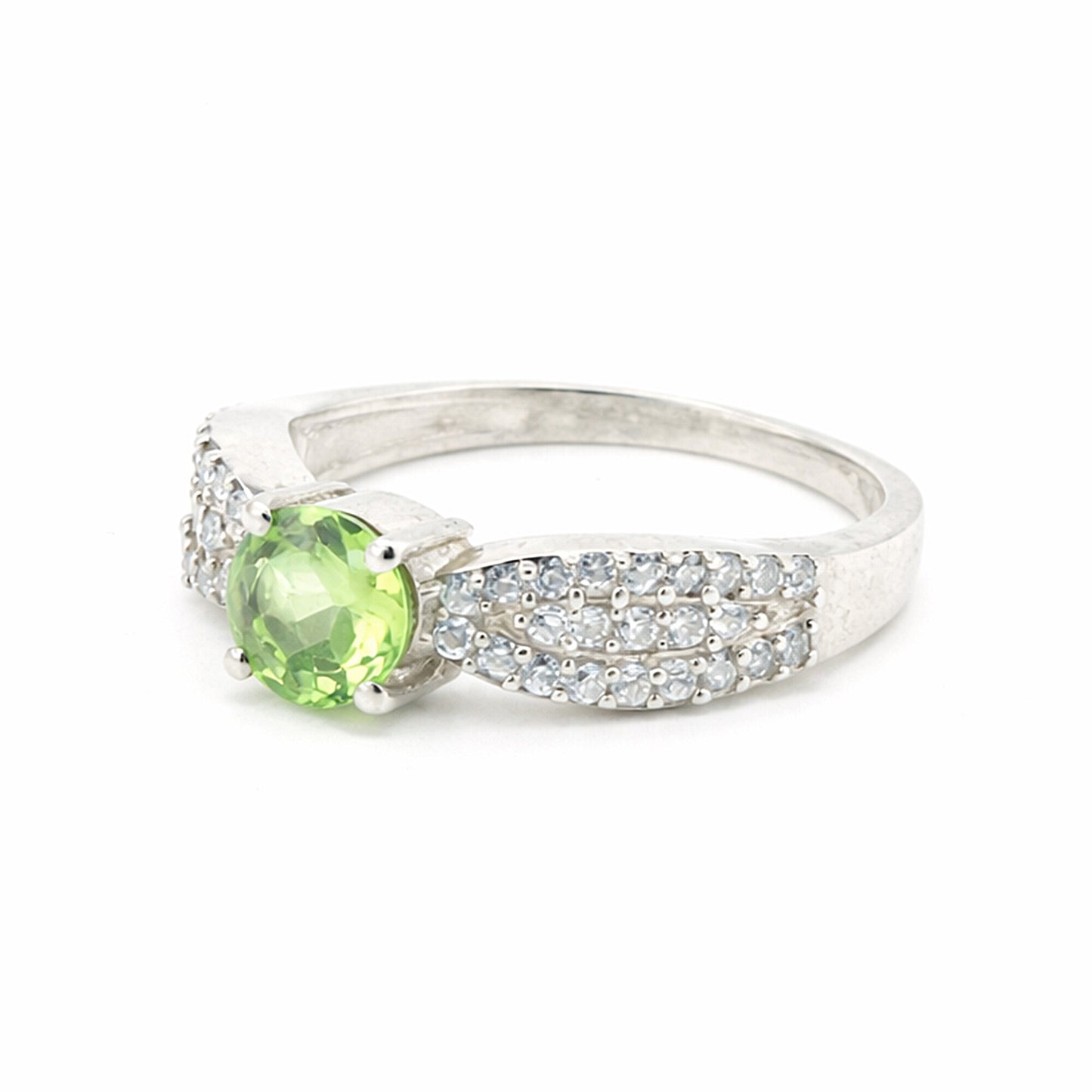 Green Amethyst 7.20 Ct Round Cut Ring in 925 Sterling Silver for Her Chic Design