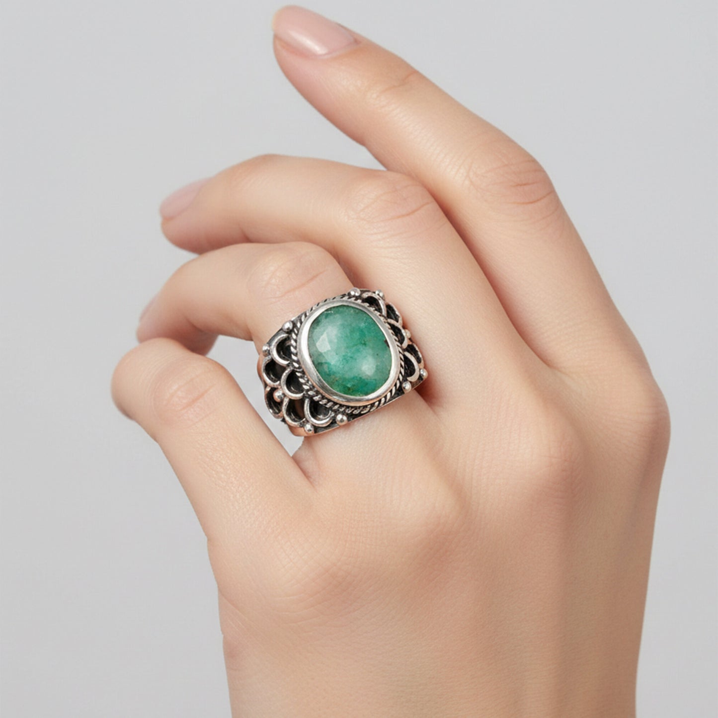 Green Emerald Ring Oval Cut 7.50 Ct 925 Sterling Silver Gift for Her Chic Design
