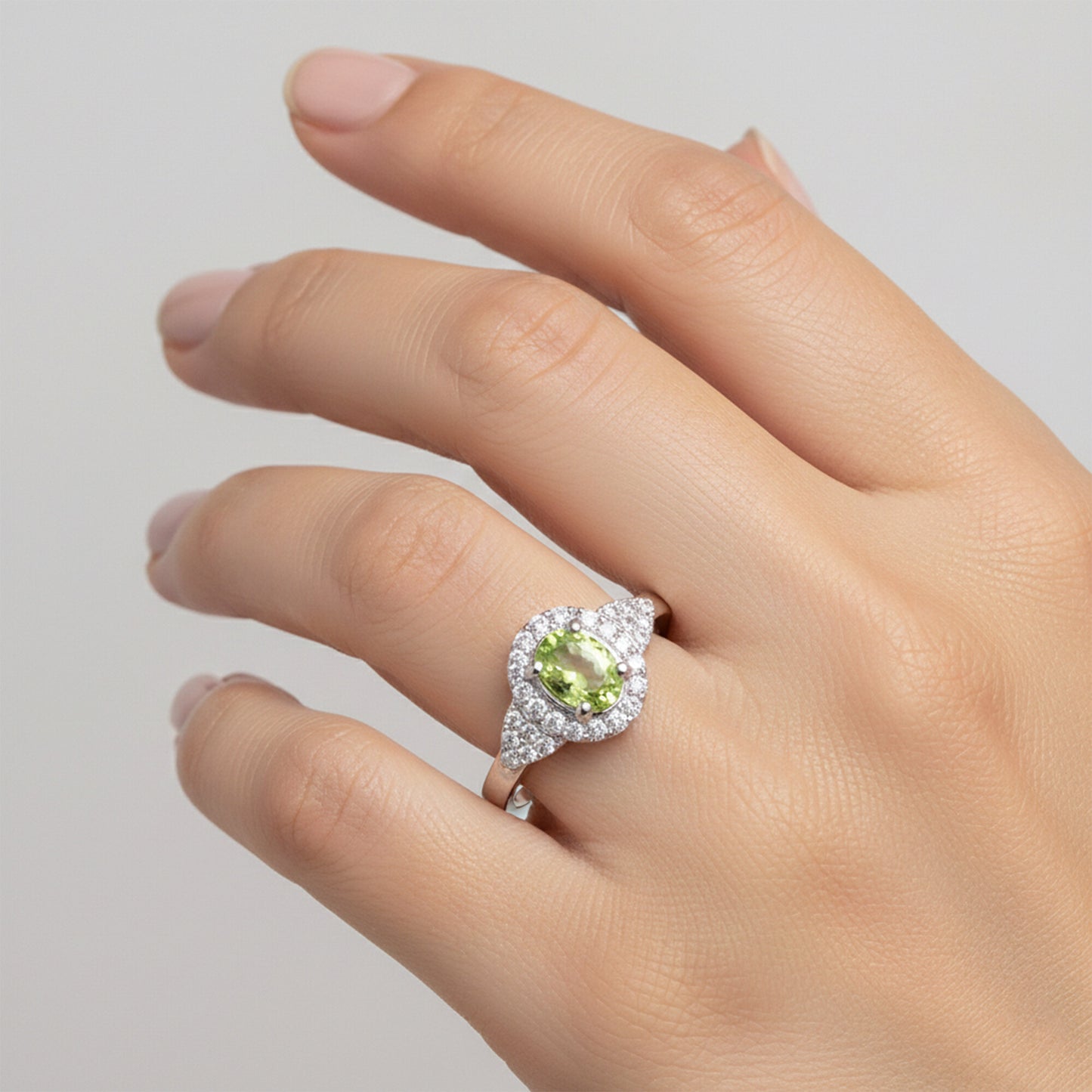 Fine Jewelry Green Amethyst Ring Oval Cut in 925 Sterling Silver for Anniversary