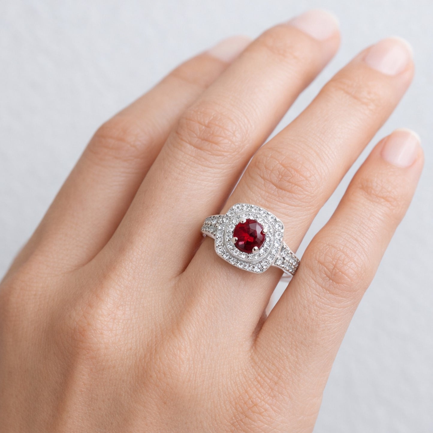 Anniversary Red Garnet Ring Round Cut in 925 Sterling Silver for Women