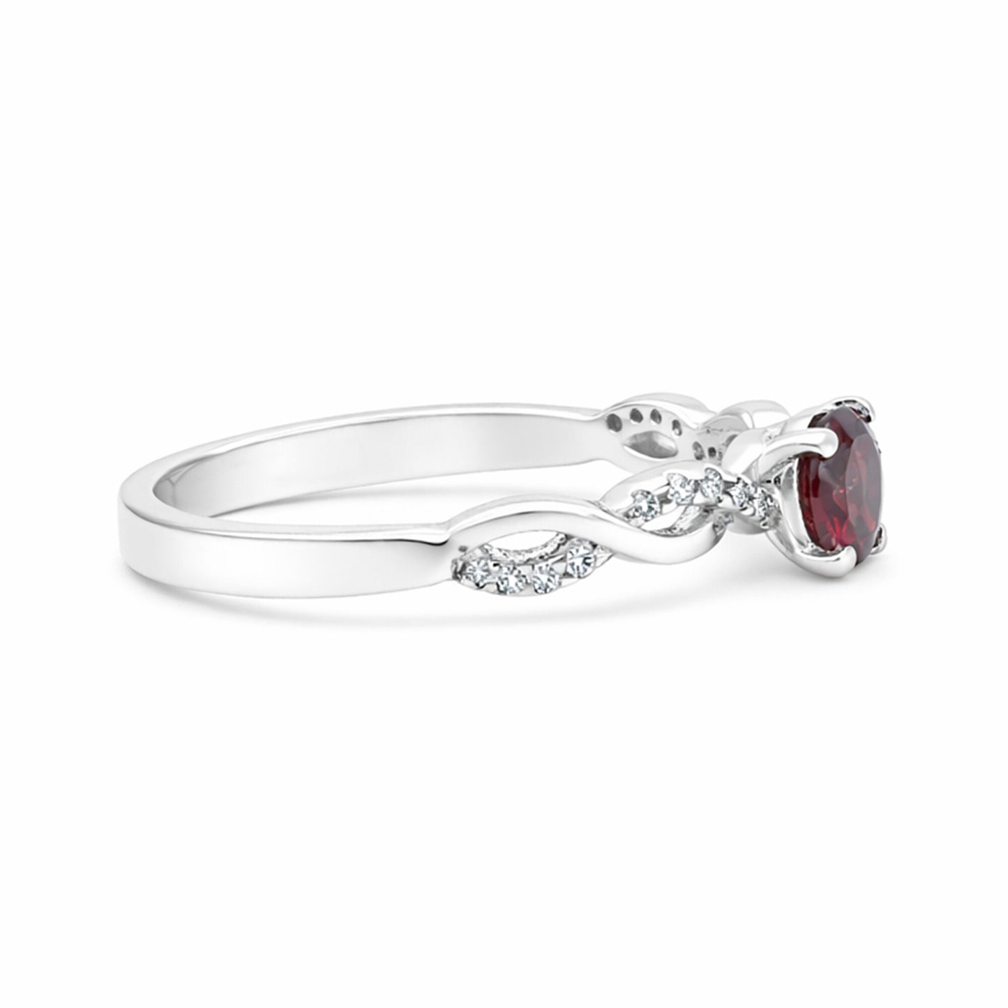 Red Garnet 2.28 Ct Ring in 925 Sterling Silver Handmade for Women Elegant Look