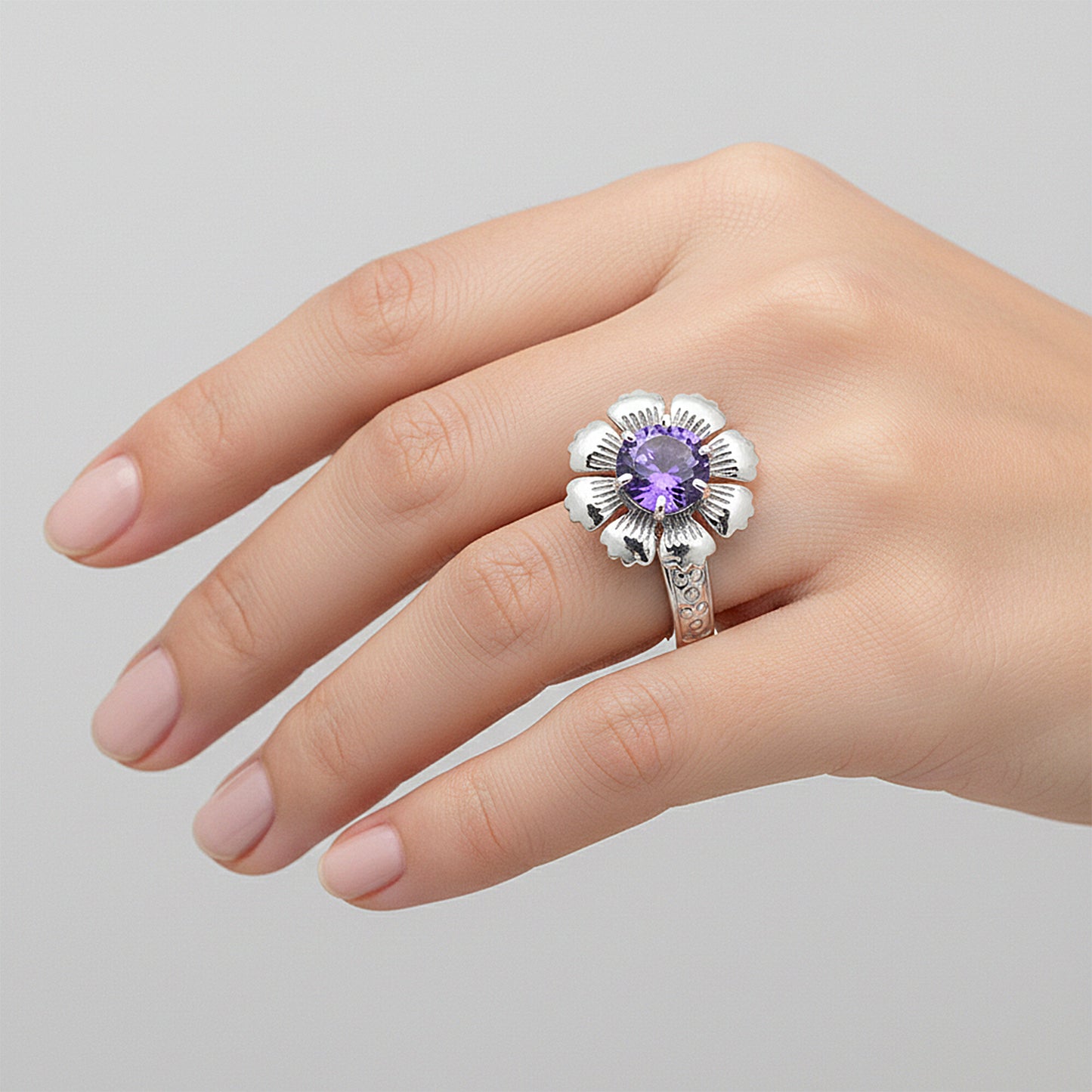 925 Sterling Silver Purple Amethyst Round Cut Ring for Women Solitaire Style