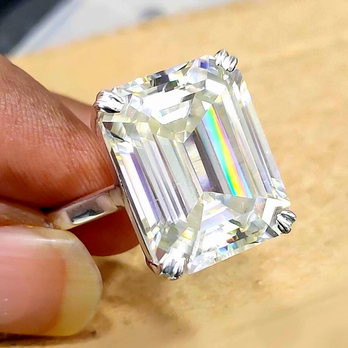 9.00 Ct White Moissanite Emerald Cut Solitaire Ring For Wife 18K Gold Plated Vermei 18K Gold Plated