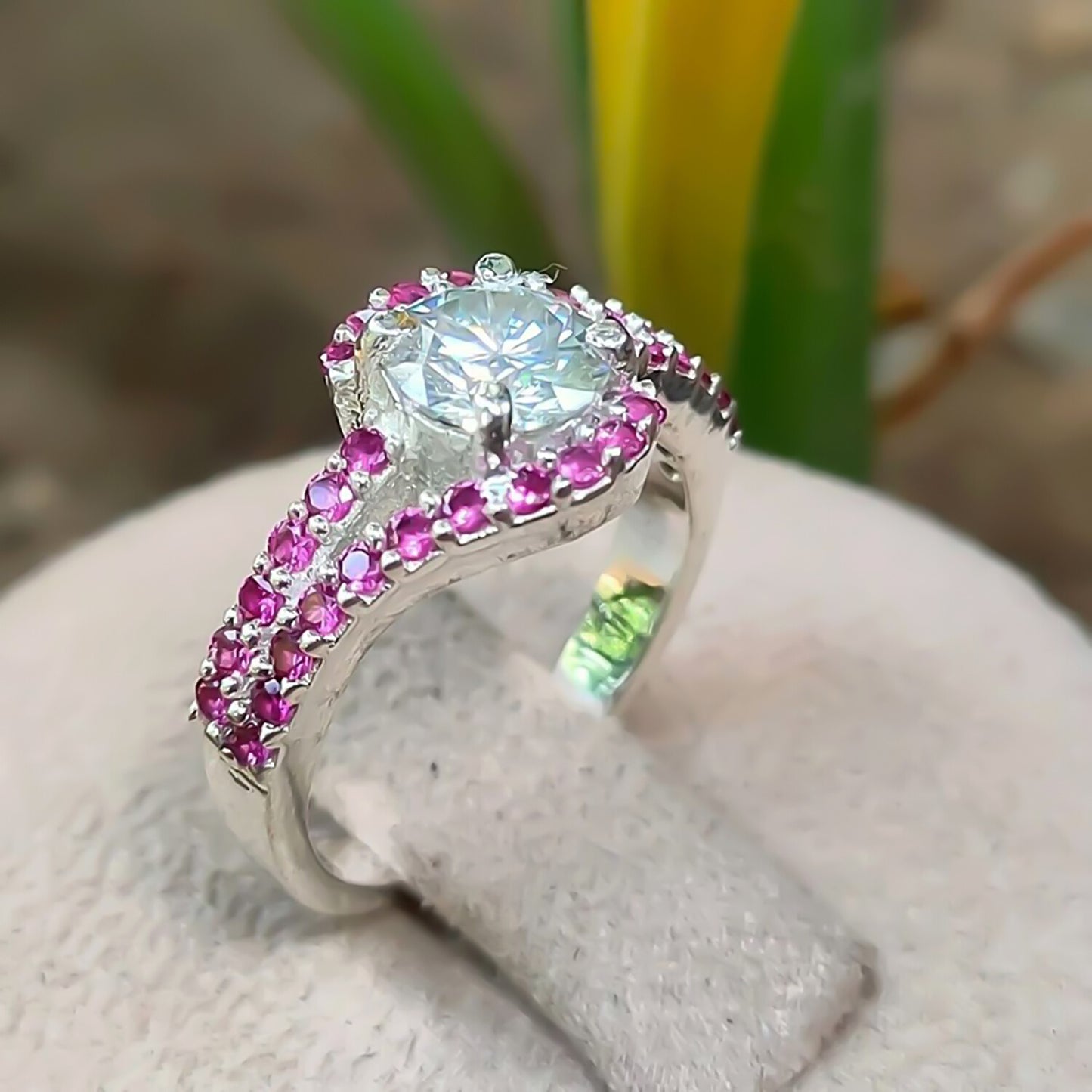 1ct Off Blue & Pink Moissanite Ring Natural VVS1 For Women Gift 18K Gold Plated Ver 18K Gold Plated