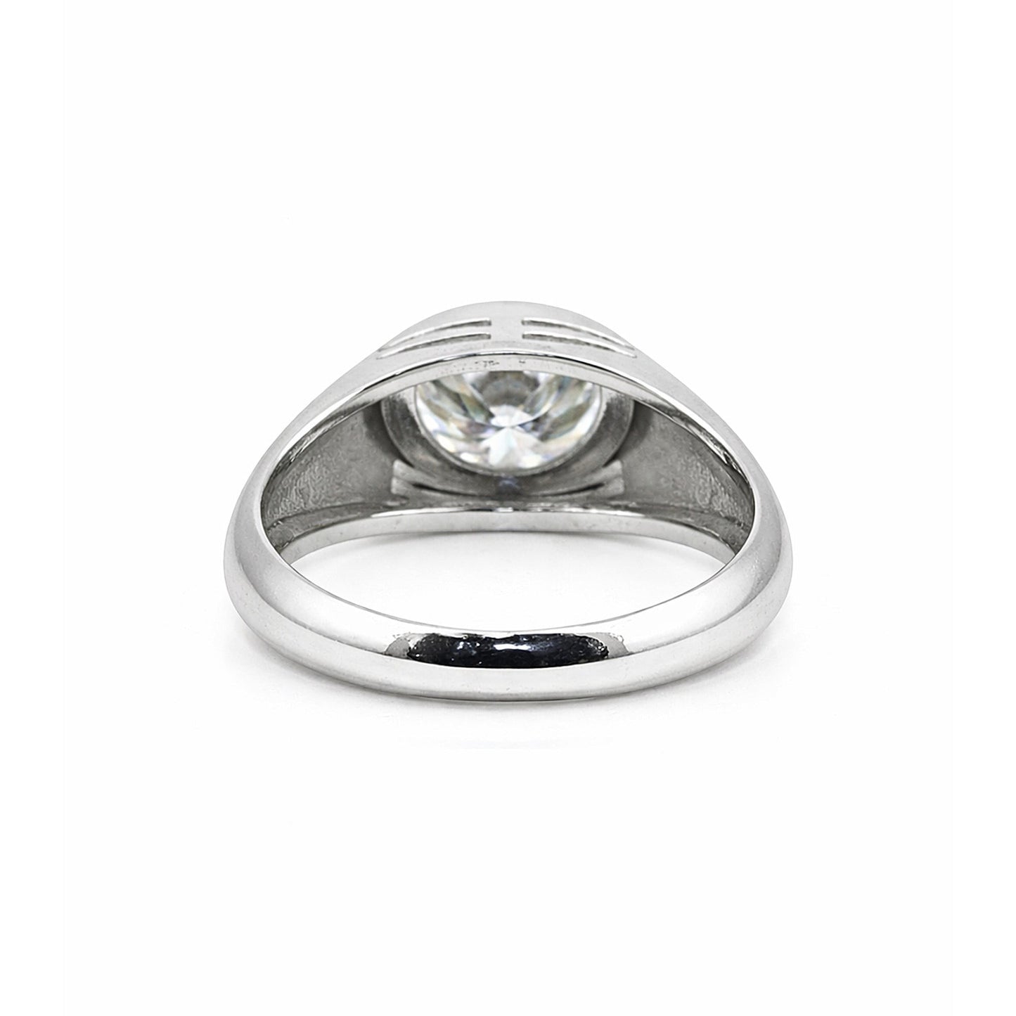 GEMHUB & CO. 3 Ct round cut lab grown diamond ring in 18k gold vermeil with VS1 clarity.