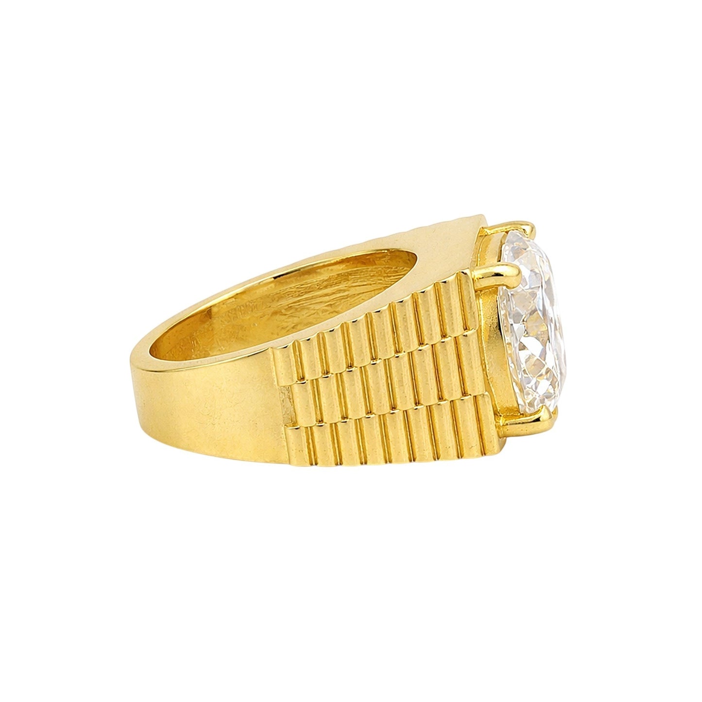 GEMHUB & CO. 5.00 Ct round cut lab grown diamond ring in 18k gold vermeil with VS1 clarity.
