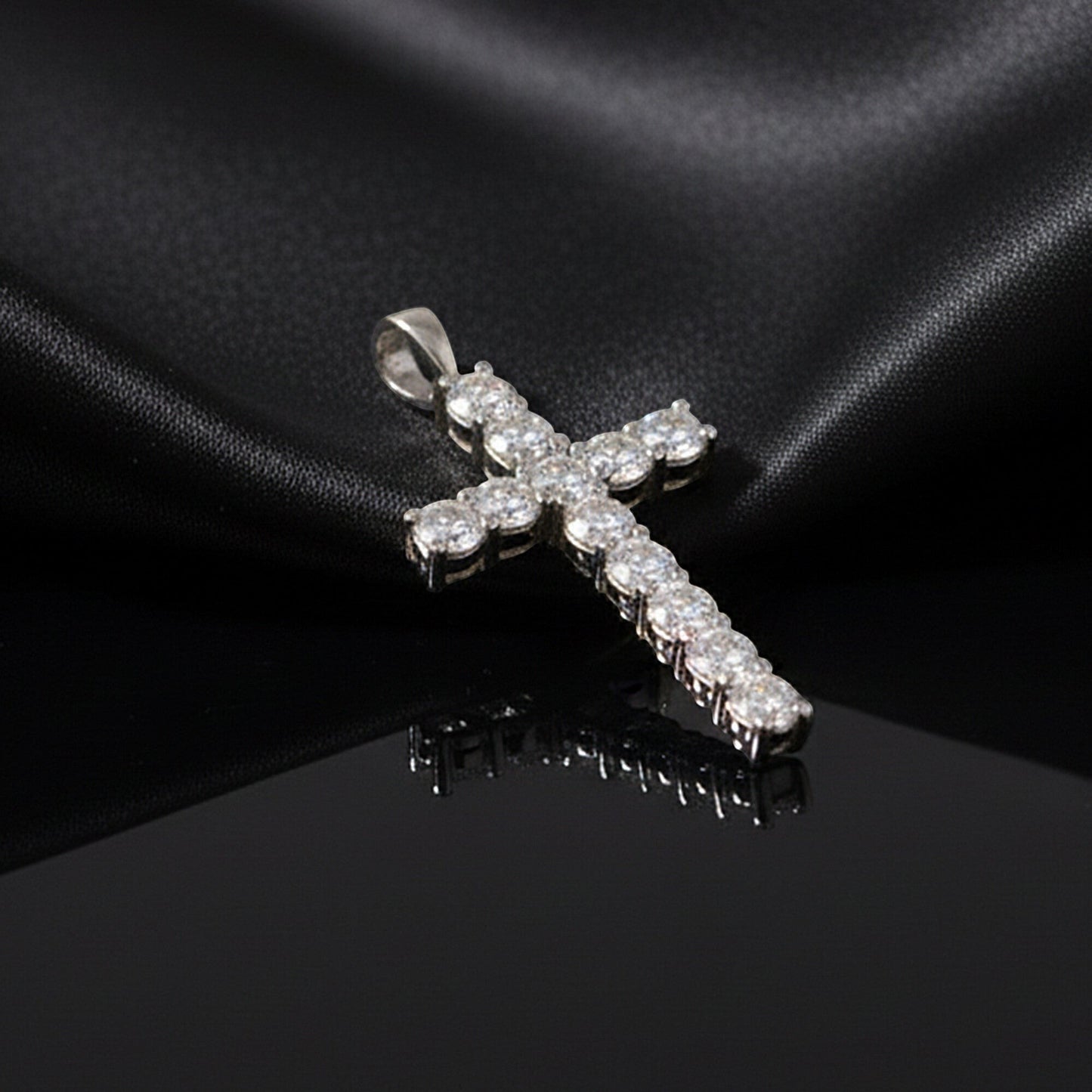 GEMHUB & CO. 3 Ct round cut lab-grown diamond cross pendant in 18k white gold vermeil with VS1 clarity.