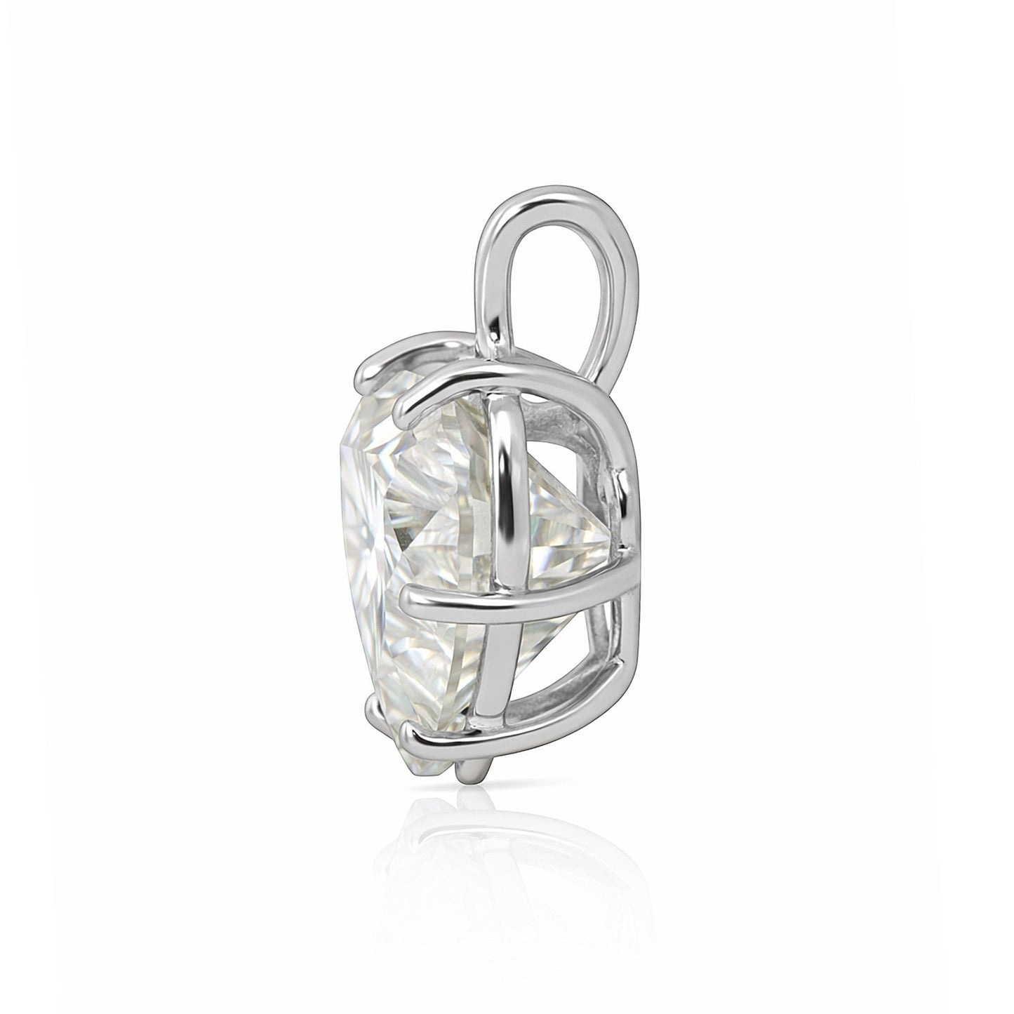 GEMHUB & CO. 3.41 Ct heart cut lab grown diamond pendant in 18k gold vermeil, VS1 clarity.