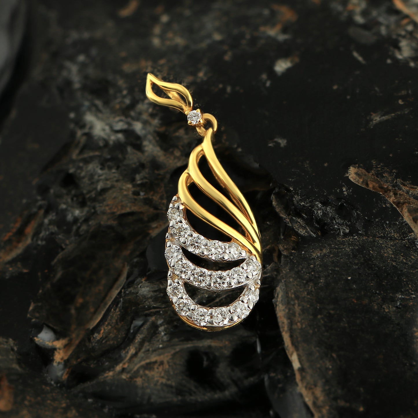 Luxury 18K Gold Pendant  0.26 Ct Natural Diamond Jewelry IGI Certified Jewelry