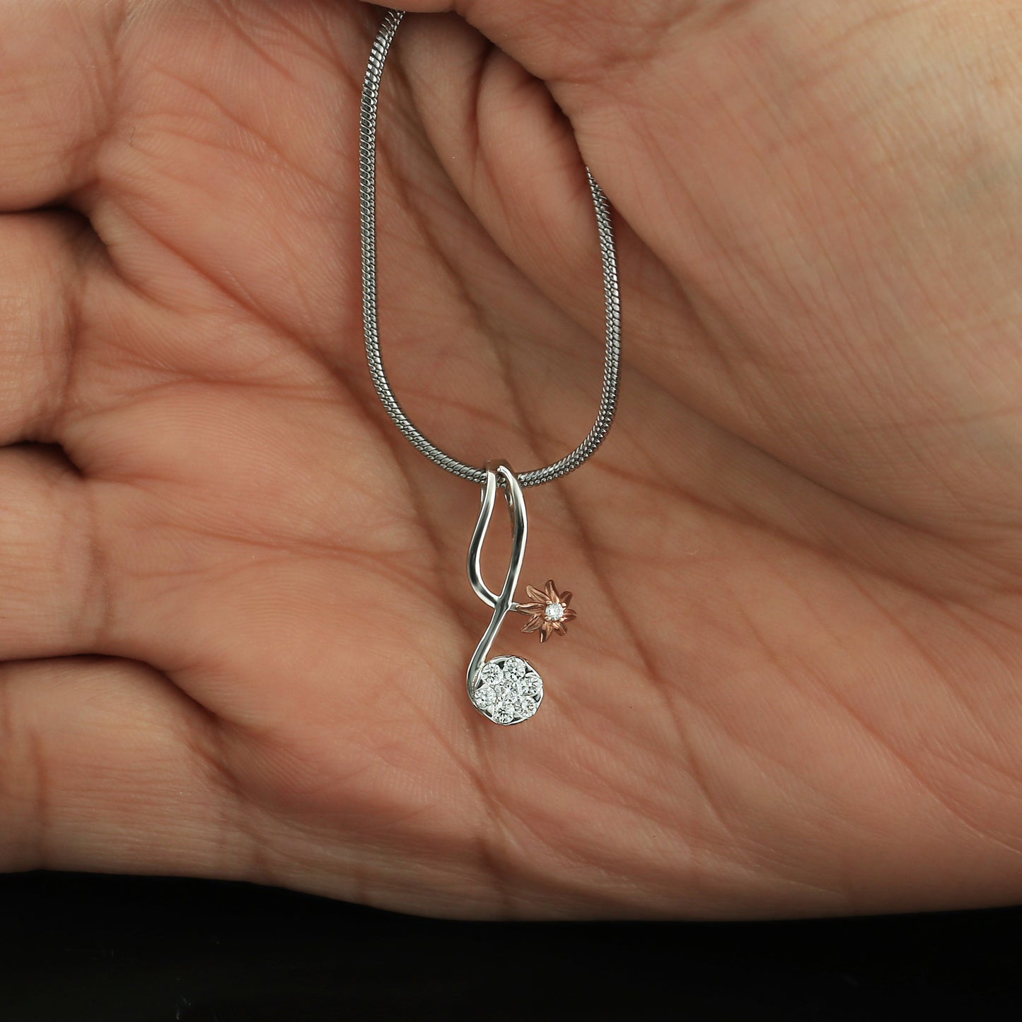 0.16 Ct IGI Certified Natural Diamond Necklace Pendant in 18K Gold
