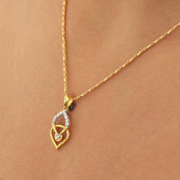 0.26 Ct IGI Certified Natural Diamond Necklace Pendant in 18K Gold for Women