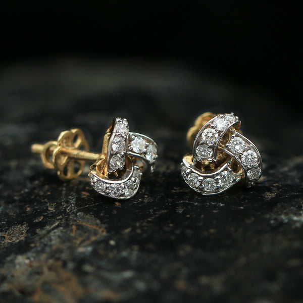18K Yellow Gold Natural Diamond 0.60 Ct. Stud Earrings EGL Certified