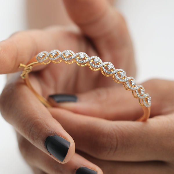 IGI Certified 18K Gold Natural Diamond Bracelet 1.34 CT G-H Color Clarity VS