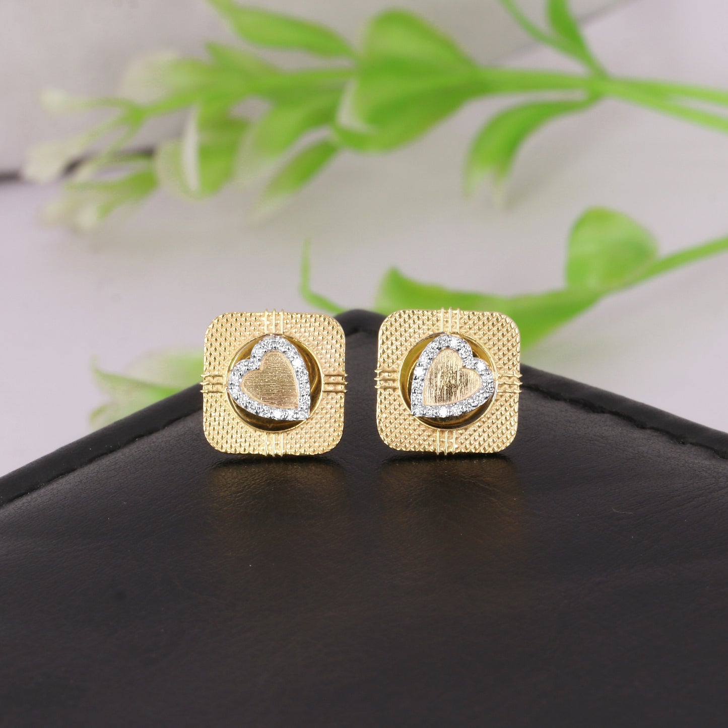 IGI Lab Grown Diamond Round Cluster Stud Earrings — Solid Gold, 0.2ct T.W.