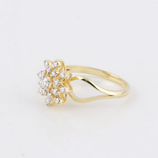 IGI Certified Lab Grown Diamond Oval Halo Ring, 0.24ct tw — 18K Solid Gold