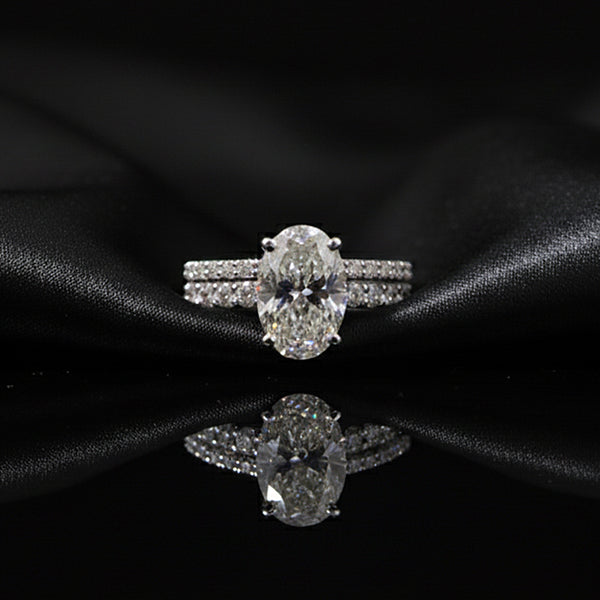 IGI Certified Lab Grown Diamond Oval Halo Ring, 0.79ct tw — 14K/18K Solid Gold