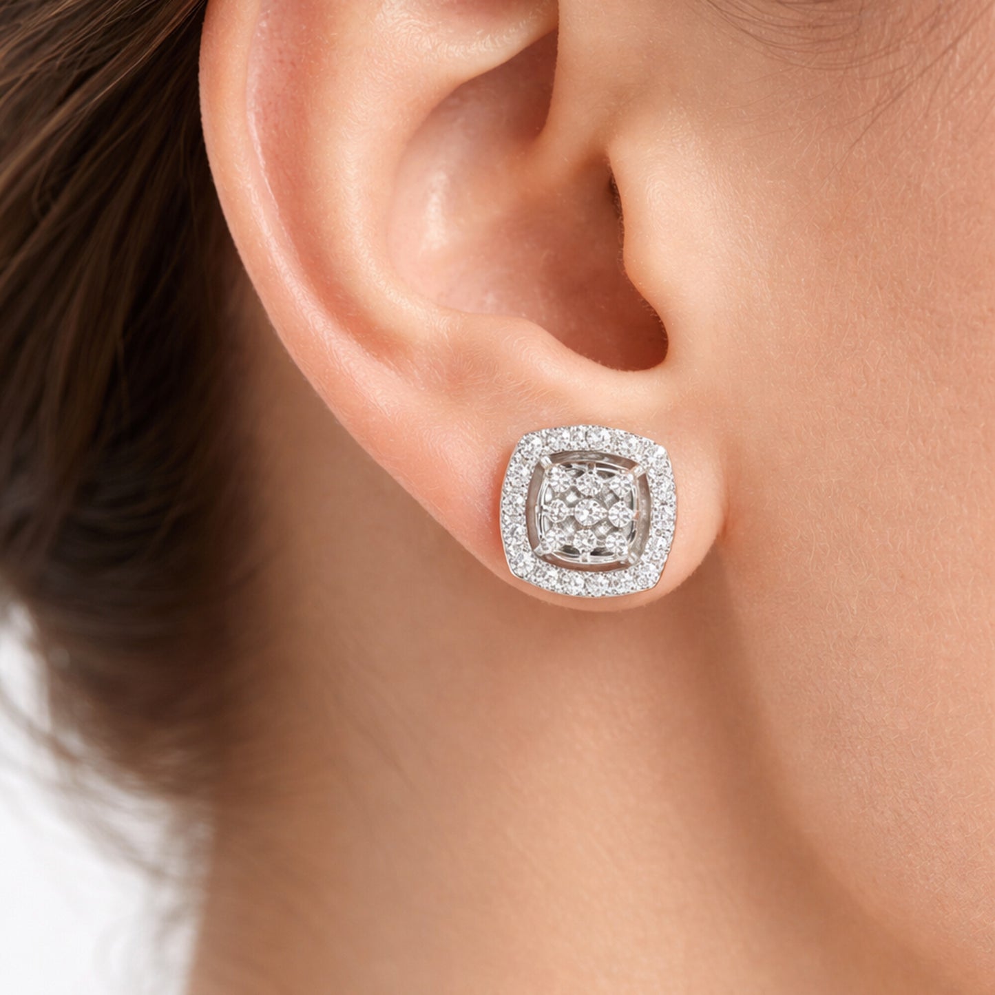 IGI Lab Grown Diamond Round Cluster Stud Earrings — Solid Gold, 0.676ct T.W.