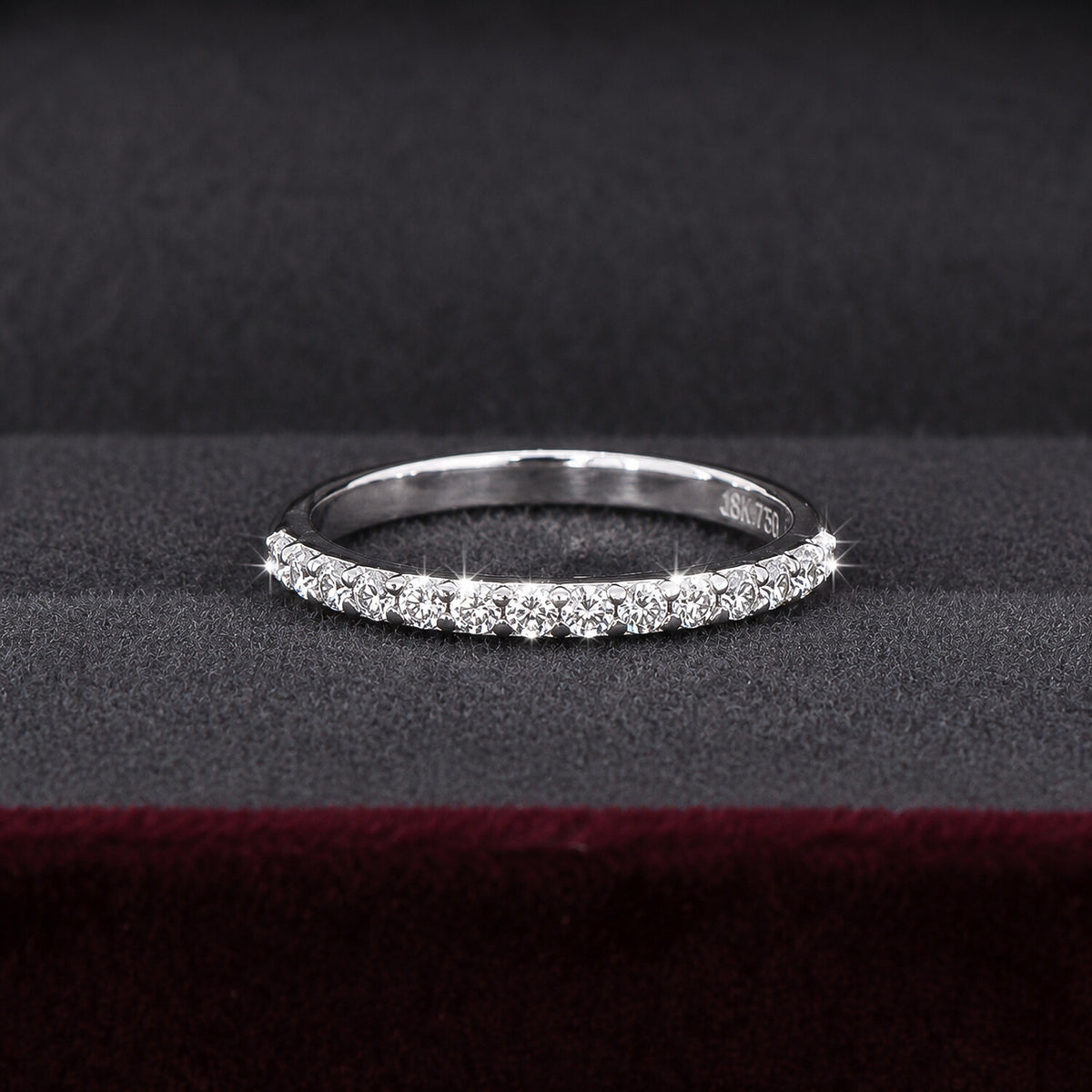 IGI Certified Lab Grown Diamond Round-Cut Ring — Solid 18K Gold
