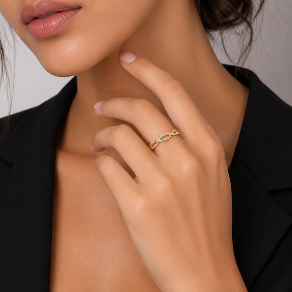 IGI Certified Lab Grown Diamond 0.22ct Round Halo Cluster Ring — 18K Solid Gold