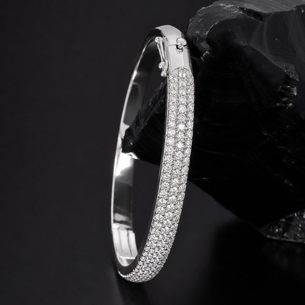 IGI Certified Lab Grown Diamond Half-Set Gold Bangle — 18K Solid Gold, 3.26 Carat