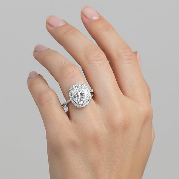 Side profile of 3.5ct lab diamond ring with cathedral gold vermeil shoulders