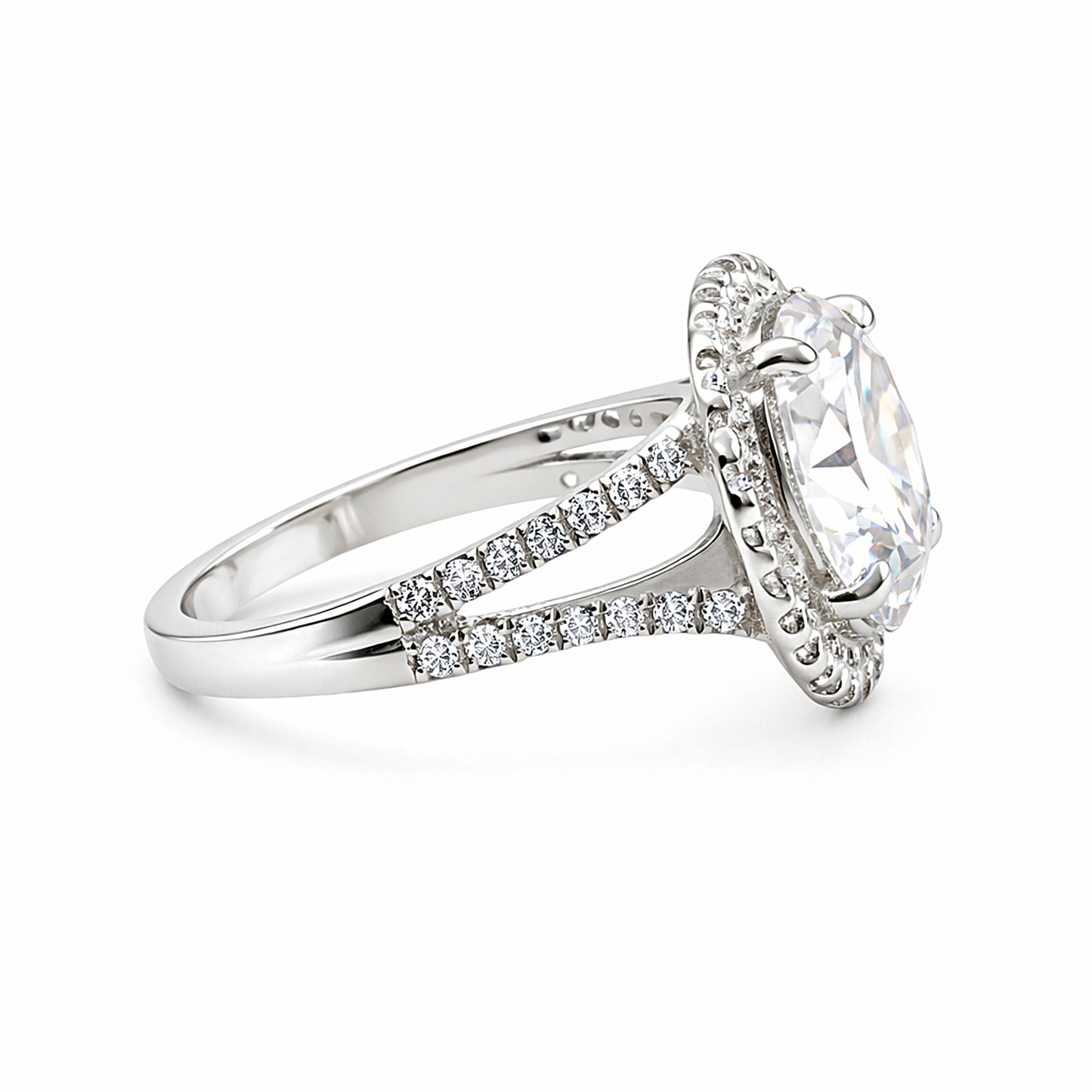 Certified 5.90 Ct Round Cut White Moissanite Solitaire Ring In Gold Vermeil