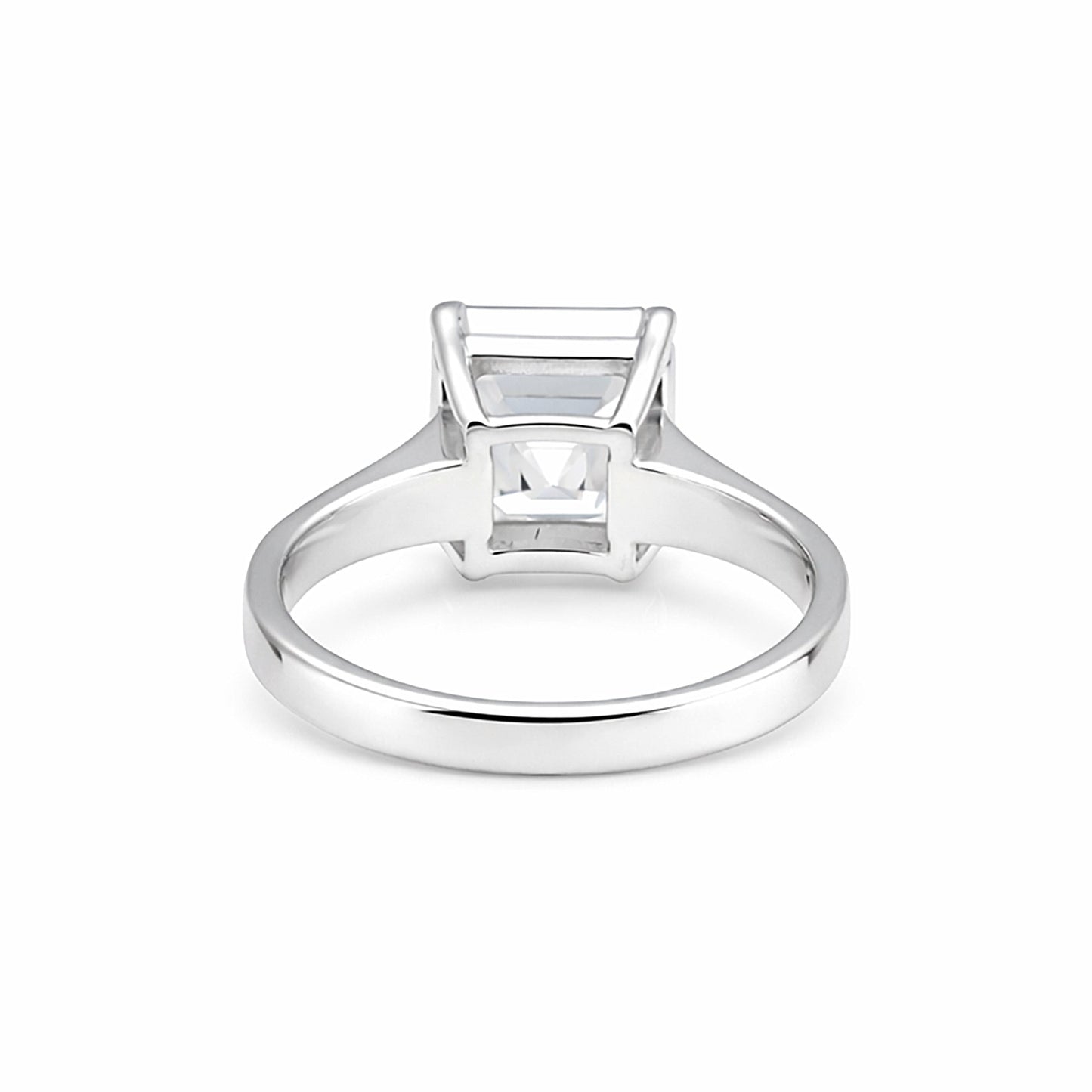 Inner band of 925 sterling silver with 18k gold vermeil on asscher solitaire