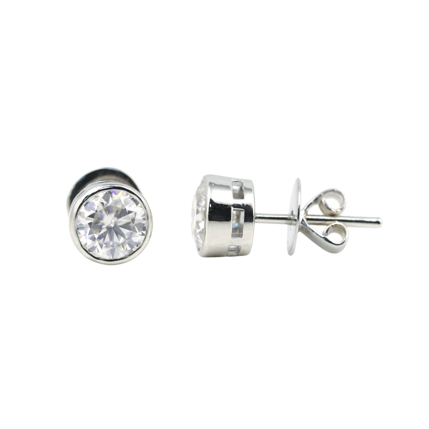 2 Ct Round Cut Lab Grown Diamond Stud Earrings — VS1 Clarity, 18k Gold Vermeil