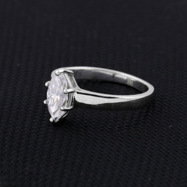 2.20 Ct Marquise Cut Lab Grown Diamond Ring — VS1 Clarity, 18k Gold Vermeil