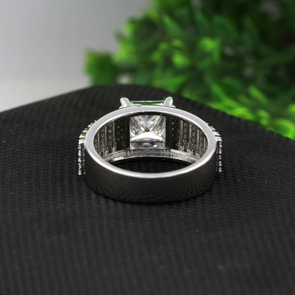 1.50 Ct Princess Cut Lab Grown Diamond Ring — VS1 Clarity, 18k Gold Vermeil