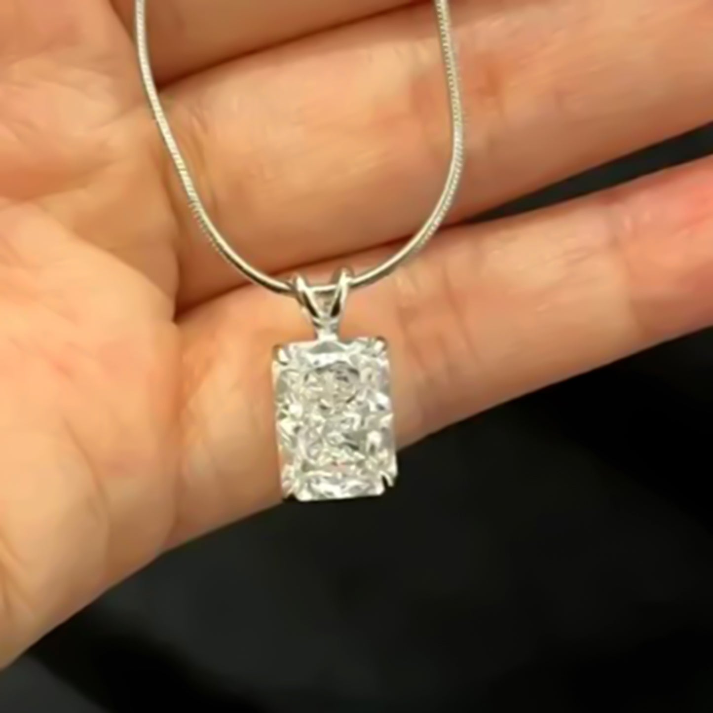2.50 Ct Certified Radiant Cut White Moissanite Pendant In Vermeil 925 Silver