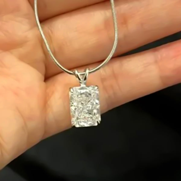 2.50 Ct Certified Radiant Cut White Moissanite Pendant In Vermeil 925 Silver