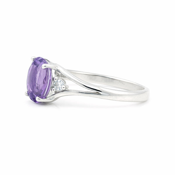 Oval Purple Amethyst Statement Ring in 925 Sterling Silver for Women Chic Design