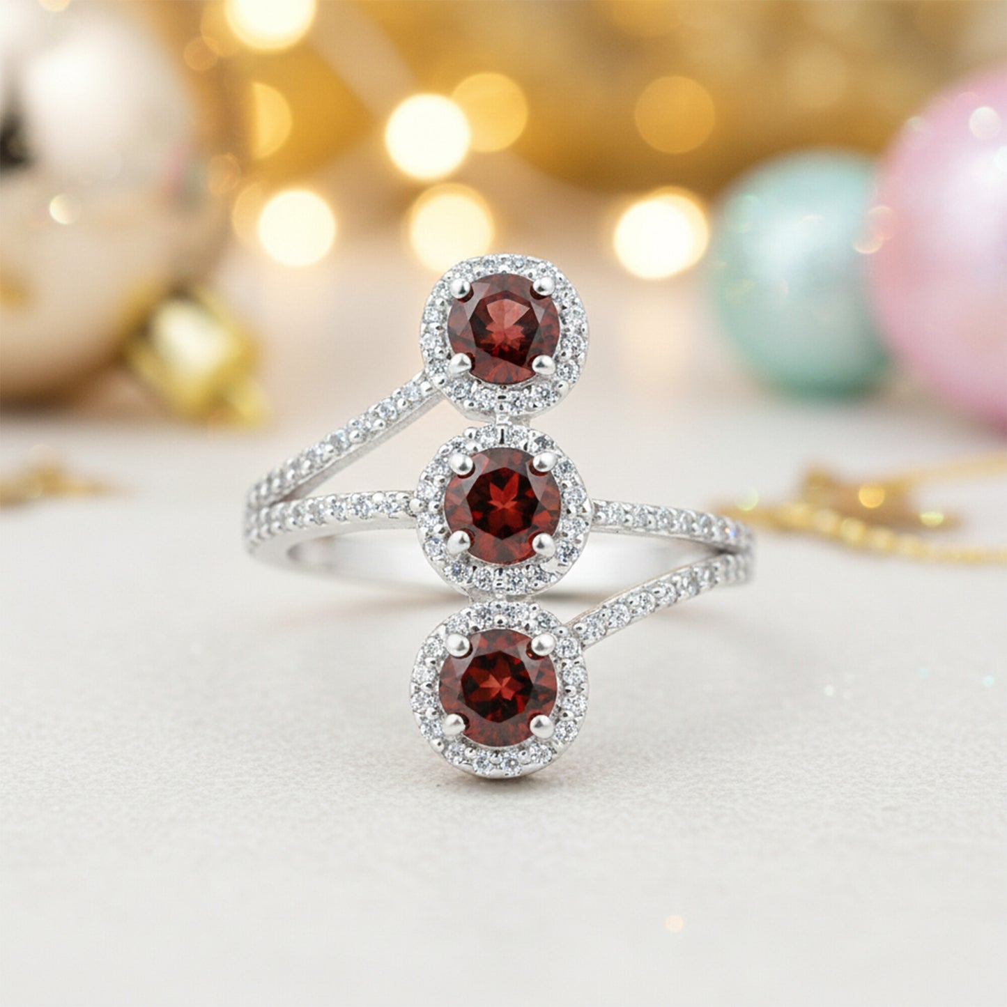 Red Garnet 3.50 Ct Round Cut Ring in 925 Sterling Silver for Wedding Chic Design